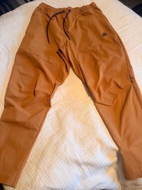 Nike Men’s Tech Jogger Pants